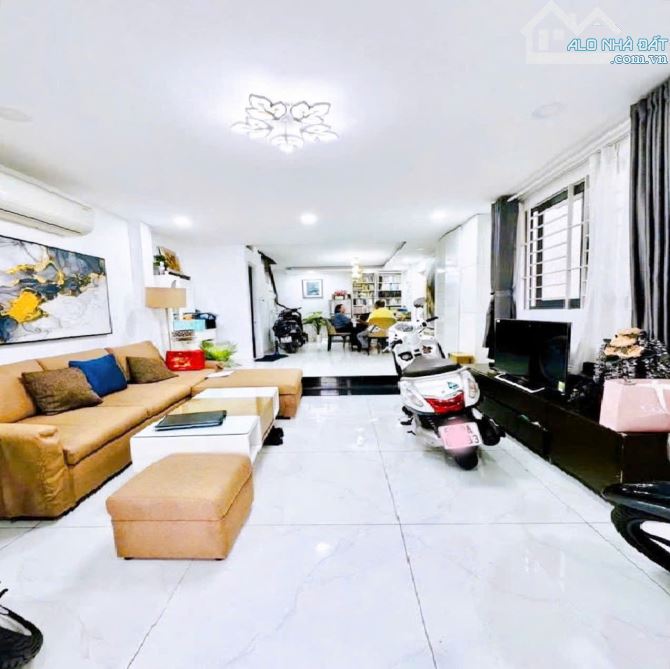 Bán nhà hẻm Ô tô Trần Văn Quang, QUẬN TÂN BÌNH, Diện tích 4.2 x 11.9 m, Giá 7.8 tỷ