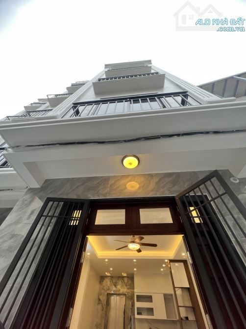 🏡Nhà mới Xuân La - Tây Hồ dt 39m2 nhỉnh 9 tỷ Thang máy xây 6 tầng -  Thang máy , Gần oto