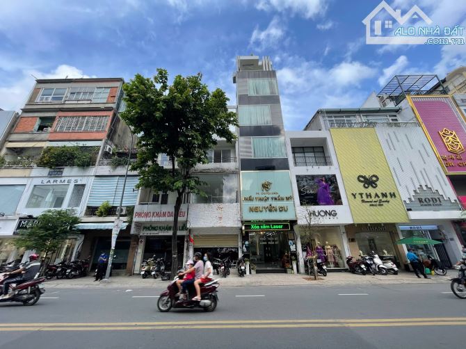 Bán gấp nhà MT Hai Bà Trưng, Quận 3, 4x18m, Trệt + 3 Lầu - HĐT: 70 triệu, giá 33.5 tỷ