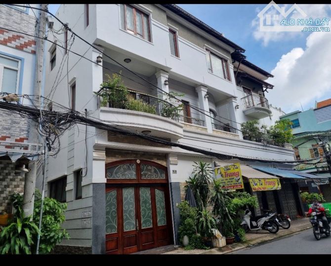 BÁN GẤP TRONG THÁNG ĐỂ ĐỊNH CƯ – MẶT TIỀN NGUYỄN ĐÌNH CHÍNH – 154M² – 3 TẦNG