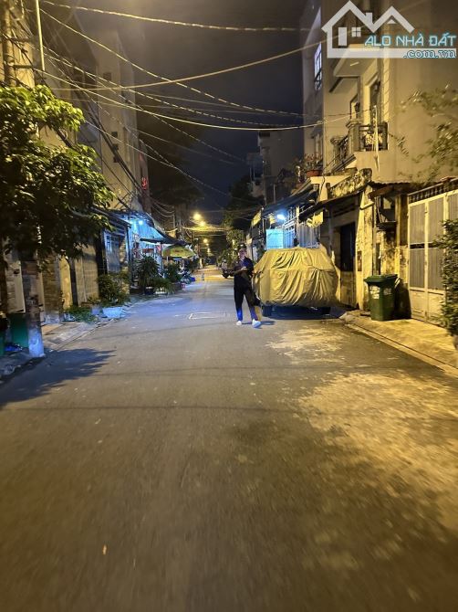 BÁN NHÀ HẺM XE HƠI TRÁNH – LÊ VĂN QUỚI, BÌNH TÂN – DT- 44M2 – 2 TẦNG – GIÁ CHỈ 4.5 TỶ.