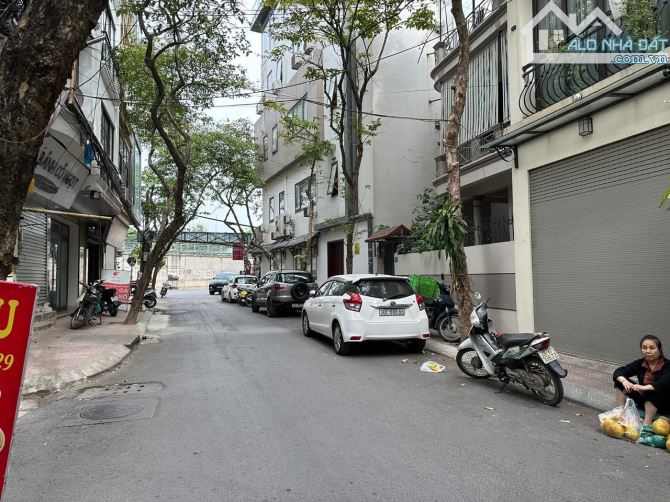 MẶT NGÕ KIM MÃ - 30M RA MẶT PHỐ - BUILDING 7 TẦNG THANG MÁY - GIÁ 20 TỶ