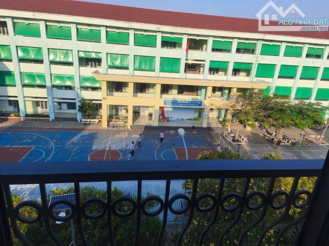 NHÀ 4 TẦNG HẺM XE HƠI THÔNG - NHÀ MỚI .60m2 Ngang 4.4 BÌNH TÂN.