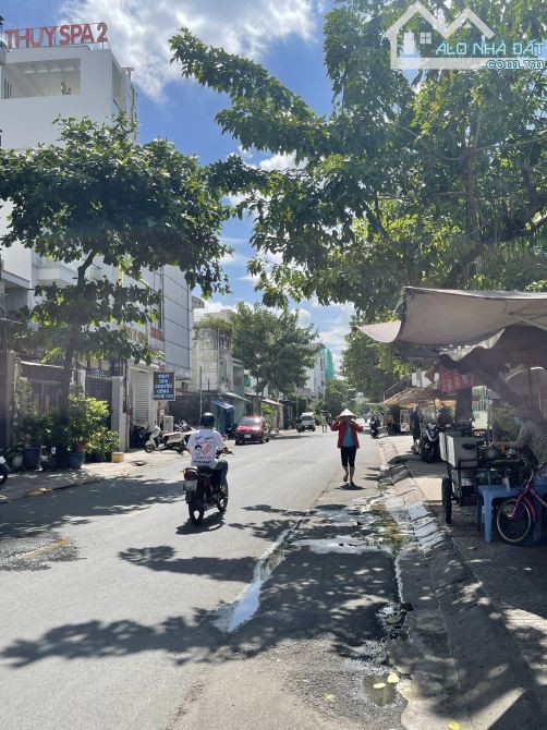 NHÀ 1 LẦU DT (4x14) MẶT KINH DOANH ĐƯỜNG TIỀN VĂN Q.6