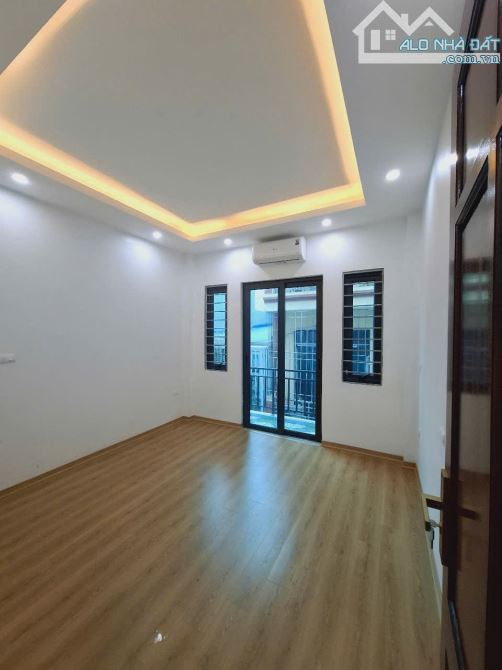 Bán nhà phân lô, ô tô đỗ cửa, Xa La Hà Đông, 53m2x4T, 5m MT, giá hơn 9 tỷ, ô tô tránh