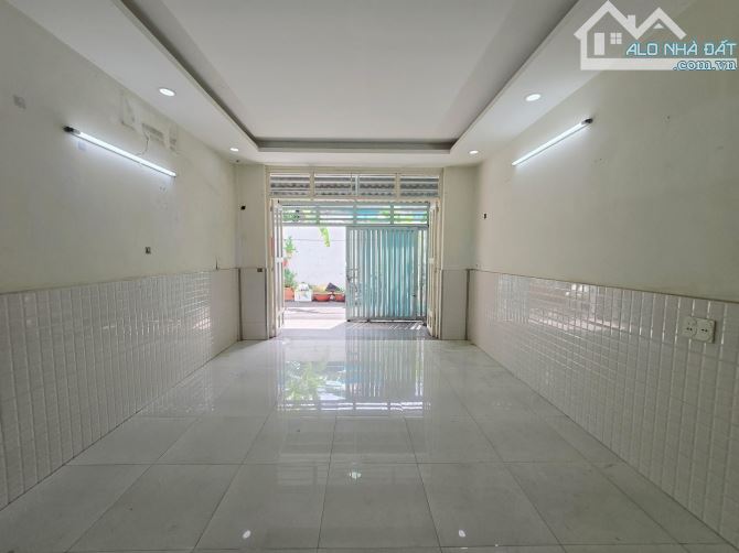 BÁN NHÀ HẺM XE TẢI _56M²_GIÁ SIÊU TỐT