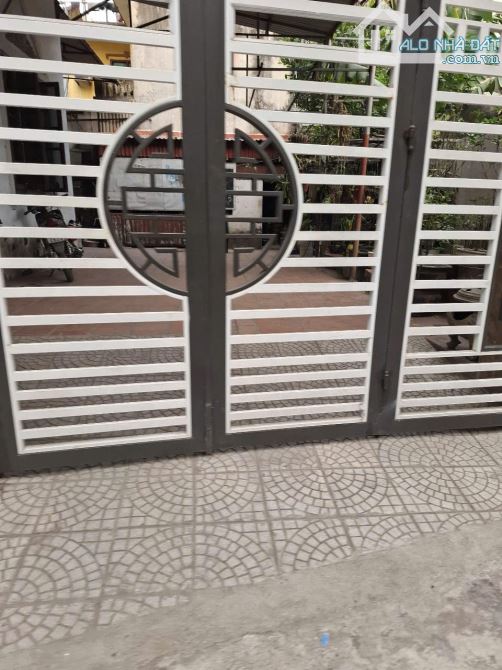 AN CƯ LẠC NGHIỆP NHÀ 2 TẦNG 93M2/6.8 TỶ- ĐÓN SÓNG THỊNH VƯỢNG TẠI CỔ BI! ÔTÔ NGỦ TRONG NHÀ