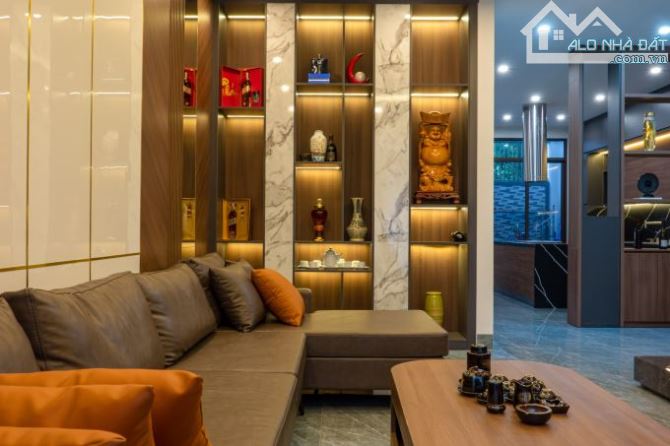 NHÀ MẶT PHỐ NGHI TÀM – 60M² – MẶT TIỀN 5.2M – GIÁ CỰC TỐT CHỈ 21.5 TỶ!