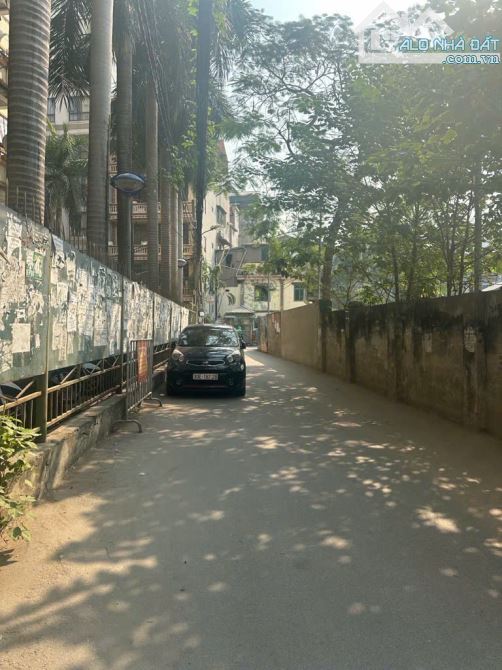 NHÀ CẦU GIẤY, 10M RA PHỐ, GARA Ô TÔ, KINH DOANH, CHỈ 17.5 TỶ