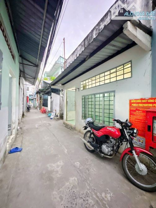 NHÀ DT RỘNG GÓC 2 MẶT TIỀN - HOÀN CÔNG - NẰM KẾ - BV PHỤ SẢN (GIÁ RẺ = BẰNG GIÁ NỀN) - 10