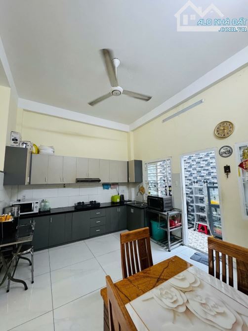 Thơm Mặt tiền huỳnh Văn Nghệ 5 x 17m, đúc 4 tấm, không lộ giới giá như nhà hẻm - 10