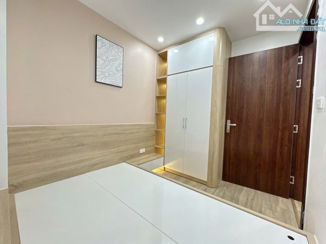 Bán căn 3 ngủ view hồ (ảnh tự chụp) toà OCT2 - ĐN2 Bắc Linh Đàm, Hoàng Mai - 10