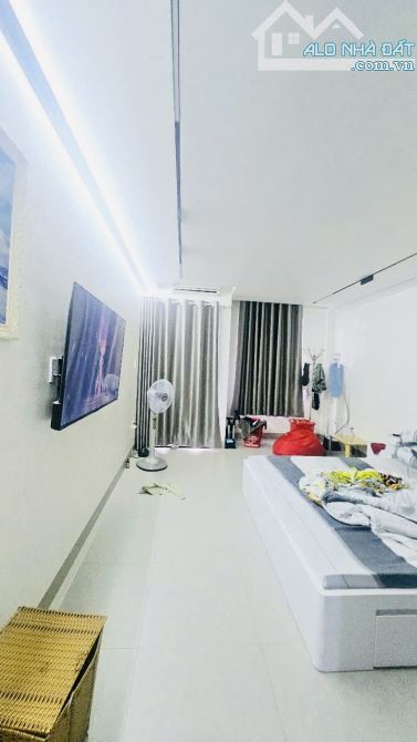 NHÀ 4TẦNG ĐÚC BTCT KHU ĐƯỜNG SỐ   X/1 CĂN THỨ NHẤT SÁT ĐƯỜNG XE HƠI  KHU ĐƯỜNG SỐ - Ô TÔ - 11