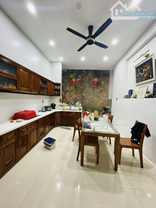 Bán nhà hẻm 679 Quang Trung 72m2 4 lầu vừa ở vừa KD ngay chợ đêm nhỉnh 9 tỷ. - 11