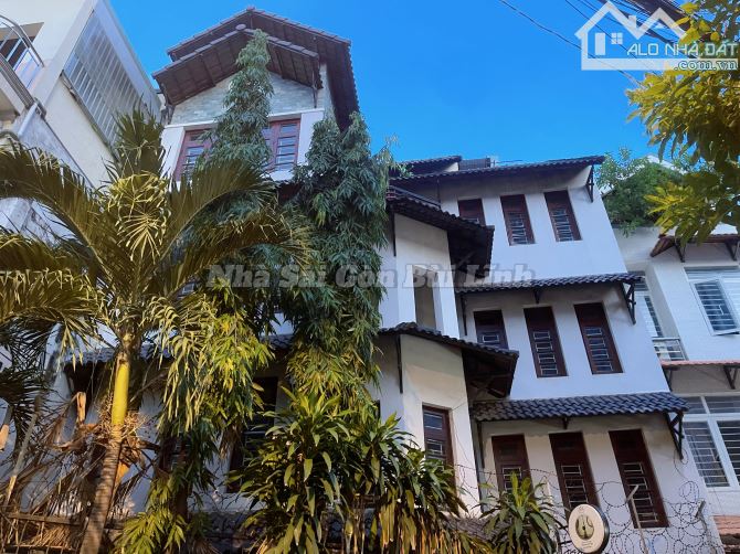BÁN NHÀ TRƯƠNG HOÀNG THANH - HXH THÔNG, PHONG CÁCH CỔ ĐIỂN, 88M2(8.2X11.5), 18 TỶ - 1