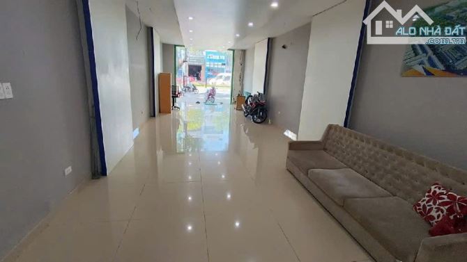 Nhà 3 tầng đường Nguyễn Hữu Thọ DT 125 m2 giá 16,5 tỷ - 3