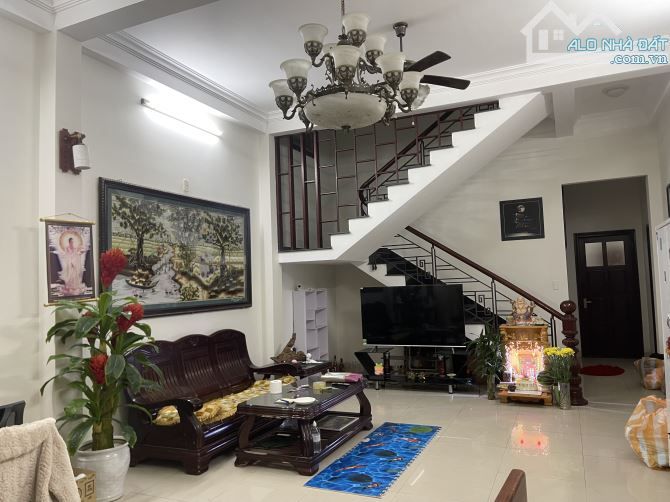 Bán nhà kiệt ôtto  Trần Cao Vân cách MT 20m kiệt đổ nhựa thông dt khủng - 1