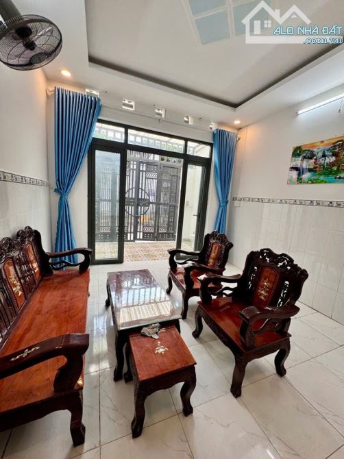 HIẾM NHẤT QUẬN 12 2.2 TỶ SHR 52M2 2PN SÁT HIỆP THÀNH CITY HXH THÔNG - 1