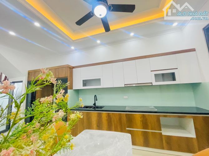 Siêu Phẩm! Mua Nhà Mặt Phố Khương Đình, Ô Tô Đi Qua Nhà, Ngõ Thông, 46m2, 5 Tầng. - 1