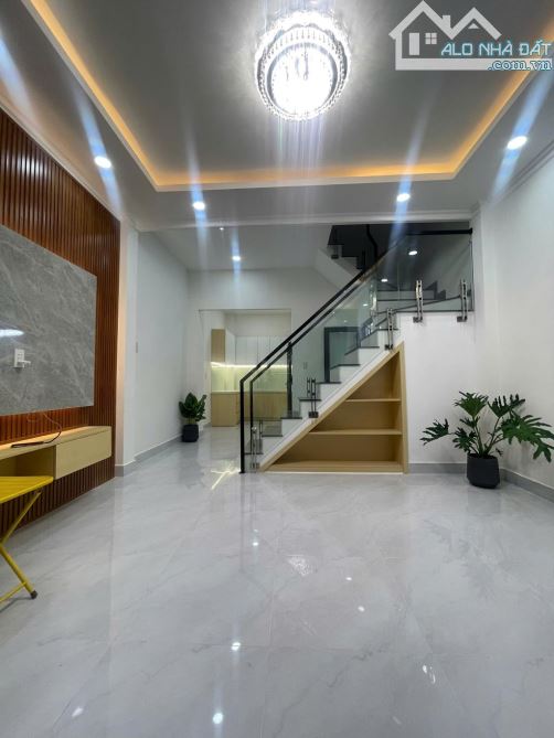 Nhà mới nguyễn duy,q8.41m,2 tầng ,3 phòng ngủ,2 WC,,Nhà fun nội thất cơ bản,, - 1