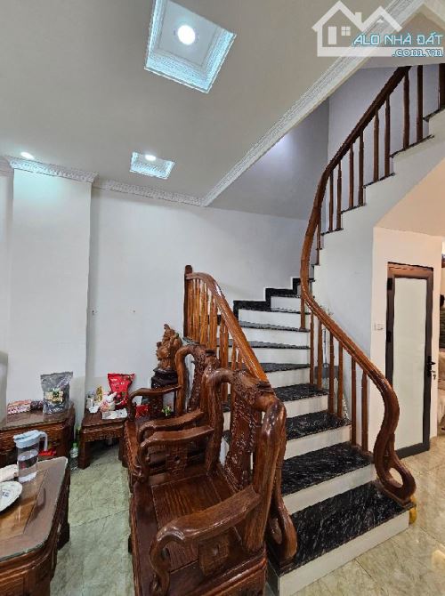 SIÊU PHẨM HÀNG XÓM PHỐ VŨ ĐỨC THẬN – NHÀ MỚI ĐẸP KHÔNG GÓC CHẾT – GIÁ CHỈ HƠN 5 TỶ - 1