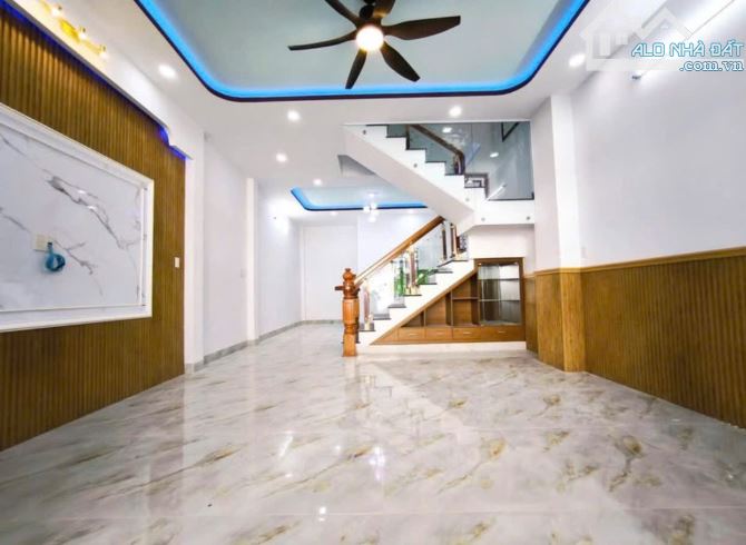 Nhà đẹp 3 tầng mới xây tại xã Vĩnh Hiệp - Nha Trang - 1