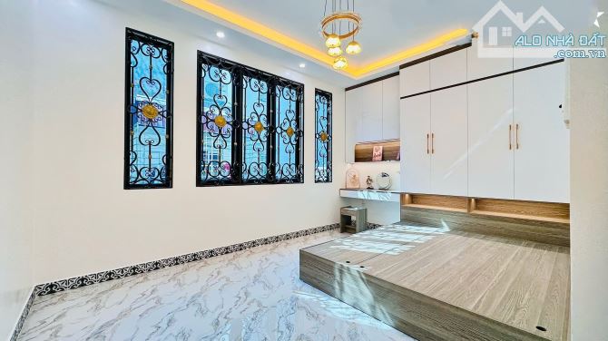Bán nhà 3 tầng siêu đẹp phố Hai Bà Trưng - 1