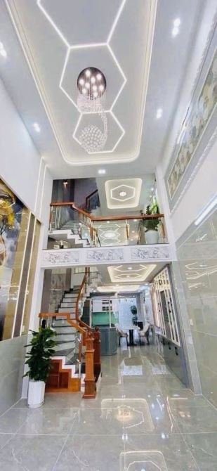NGAY HƯƠNG LỘ 2 - NHÀ MỚI ĐẸP LUNG LINH 5 TẦNG KẾT CẤU BTCT CHẮC CHẮN - NGAY NGÃ TƯ 4 XÃ - 1