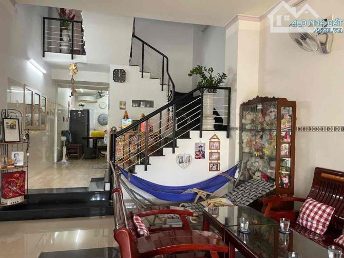 BÁN NHÀ 4 TẦNG MÓNG 6 TRẦN THÁNH TÔNG SÁT VƯƠNG THỪA VŨ CÁCH BIỂN VÀI TRĂM M - 1