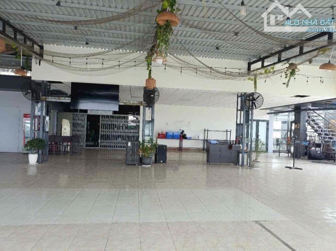 Cho thuê mặt tiền Nguyễn Oanh, GV. DT 20 * 30, 600m2 trống suốt, giá 90 tr - 1