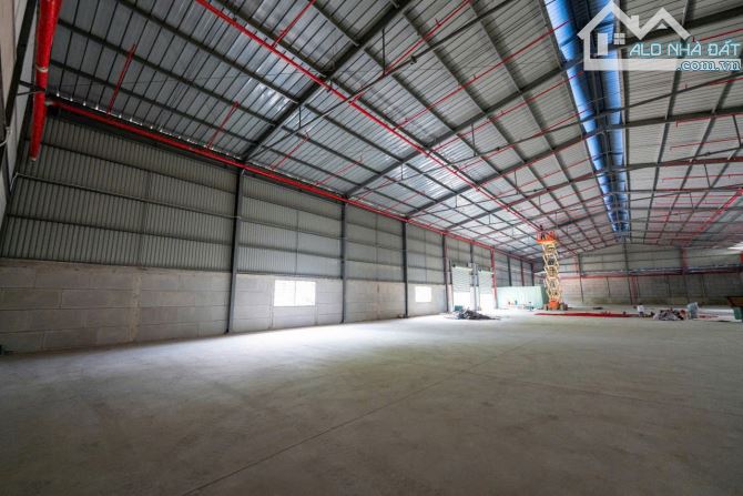 Cho thuê kho xưởng 2.400 m2 Ngay mặt tiền QL1A, Phường Tân Tạo A, Quận Bình Tân - 1