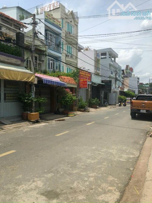 Cần bán gấp nhà MT đường Nguyễn Thị Thơi thích hợp KD, buôn bán, DT 4x23 giá chỉ 6.8 tỷ TL - 1