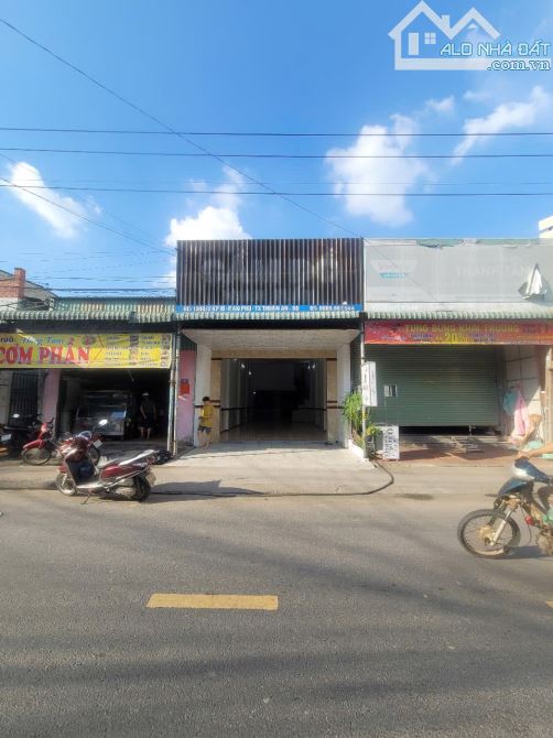 5,6Tỷ TL🔥Bán nhà 123m2 Mặt Tiền Kinh Doanh đường Phan Đình Giót, p.An Phú, Tp.Thuận An - 1