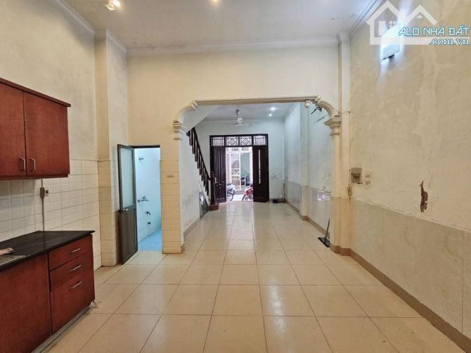 Nhà đẹp Nguyễn Chí Thanh - Đống Đa. Dt 45m, 5 tầng, mặt tiền 4.2m. Giá 15.68 tỷ (còn TL) - 1
