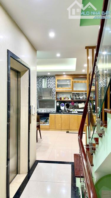 Bán nhà phân lô Phùng Chí Kiên, ô tô tránh, thang máy, gara 2 ô tô, 65m2, 19.5 tỷ - 1