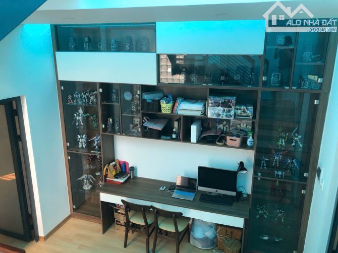 Bán nhà 3 tầng đường 7m5 Hoà Cường . Dt 80m2 3pn sát 30/4 vị trí đẹp vô ở tốt - 1