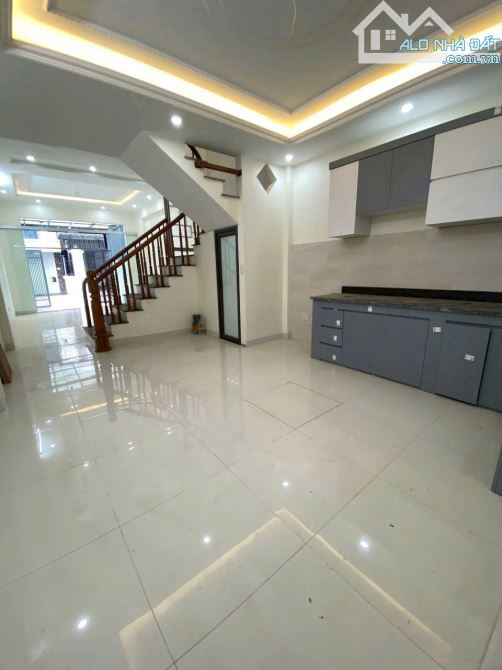Bán nhà 3 tầng, 56m2, ô tô đỗ cửa, Đại Thành Quốc Oai chỉ cách Yên Nghĩa 4km, giá 3.8 tỷ - 1