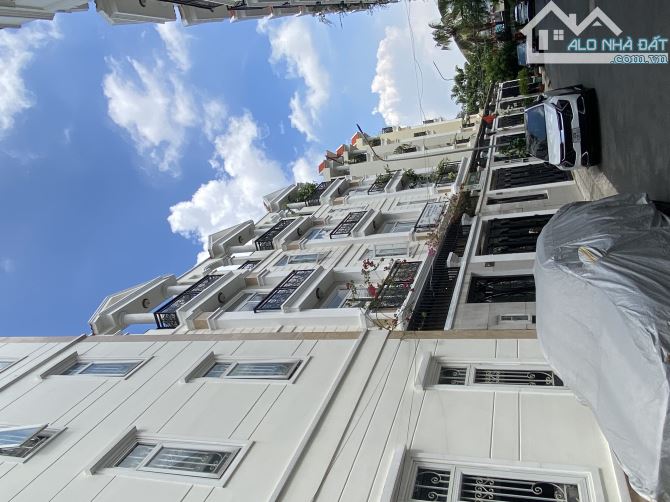 Bán Nhà 4 Phòng Ngủ tại Đăng Văn Bi - 2 xe oto tránh nhau, xe đậu trước nhà 7,6 tỷ - 1