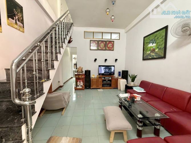 NHÀ 2 TẦNG KIỆT TRƯNG NỮ VƯƠNG – GIÁ CHỈ 3 TỶ X - 1