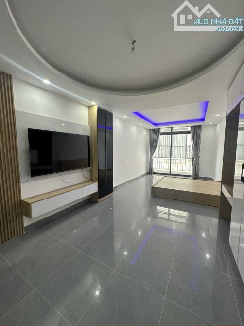 💥Dân xây 6 tầng thang máy X 50m2 phố Trạm - 9.6 tỉ - full nội thất💥 - 1