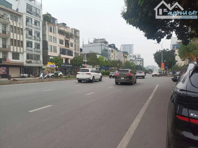 Bán nhà Nguyễn văn cừ Long biên,diện tích 75m, giá 19,5 tỉ - 1