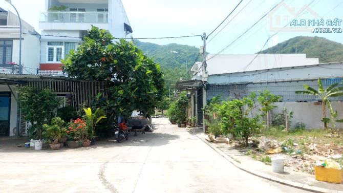 Cần bán đất tái định cư Hòn rớ 2, Nha Trang. DT: 100m2 ngang 5m. 3 tỷ 350tr - 1