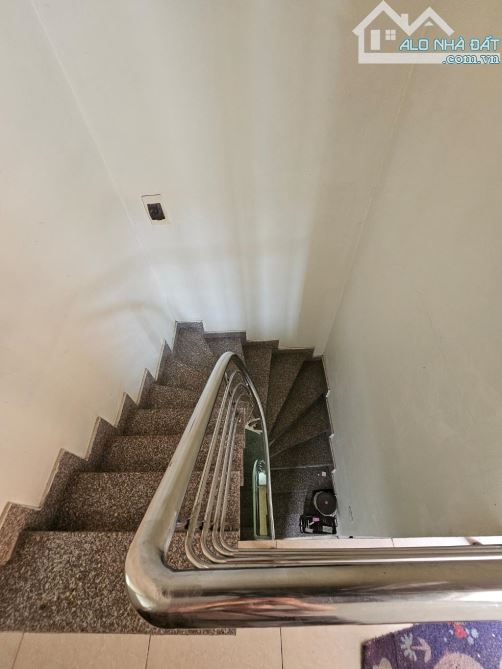 BÁN NHÀ P.KHÂM THIÊN - 30M - 4 TẦNG, - DÂN XÂY CHẮC CHẮN - BA GÁC ĐỖ CỬA- CHƯA ĐẾN 6 TỶ - 1