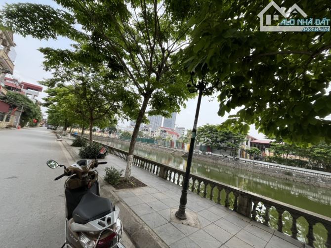 Siêu hiếm tại chân cầu Nhật Tân- Đông Anh với 4 tỷ - 1