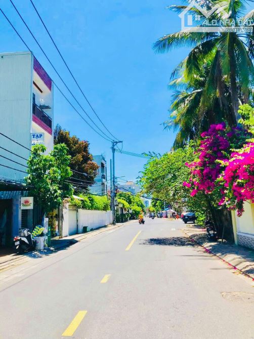 260M2 NGANG 6,5M NỞ HẬU MẶT TIỀN BÀ HUYỆN THANH QUAN - BÁN ĐẤT TẶNG NHÀ GIÁ CHỈ 84TRIỆU/M2 - 1