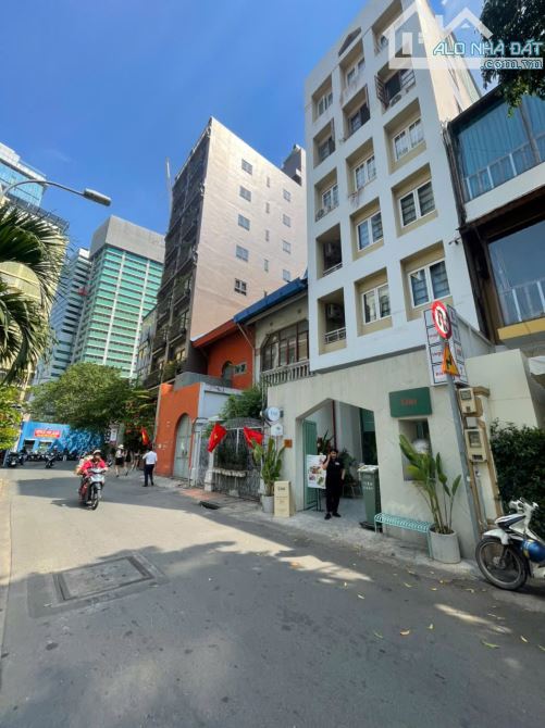 Bán nhà mặt tiền số 7 đường Ngô Văn Năm, Bến Nghé, Quận 1. Trệt, 7 tầng. Chỉ: 104 tỷ - 1