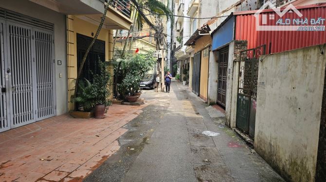 : Bán nhà ngõ phố Nguyễn Khánh Toàn, Cầu Giấy, HN. DTSD 46m2, 4T, MT 5.1m. GIÁ 9.9 Tỷ - 1