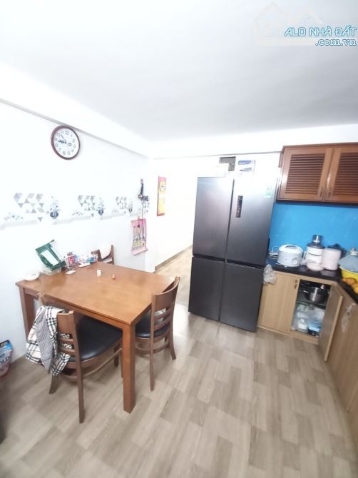 ► Nhà Mặt Tiền Nguyễn Tri Phương đường 10.5m lề 5m, Vị trí Kinh Doanh , 3 tầng kiên cố, - 1