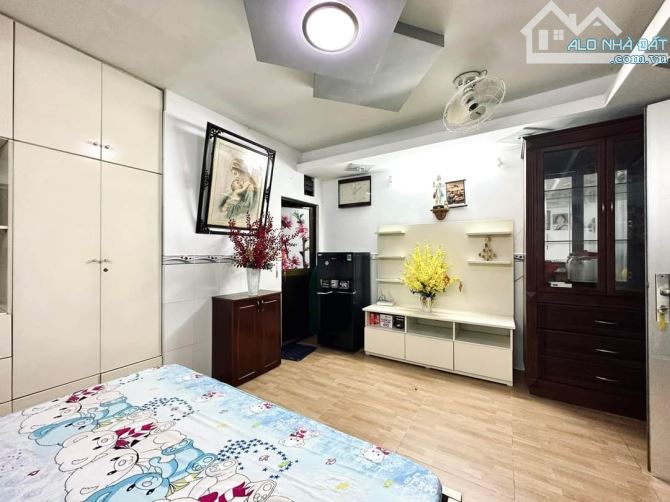 Cần bán nhà 5 tầng HXH Lê Văn Sỹ thông Trường Sa, Quận 3 - 8PN cho thuê 40 tr/tháng - 1