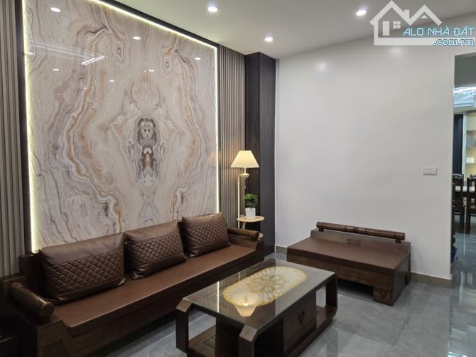 Phố Thịnh Quang 39m2 khu phân lô chỉ nhỉnh 7 tỷ - 1